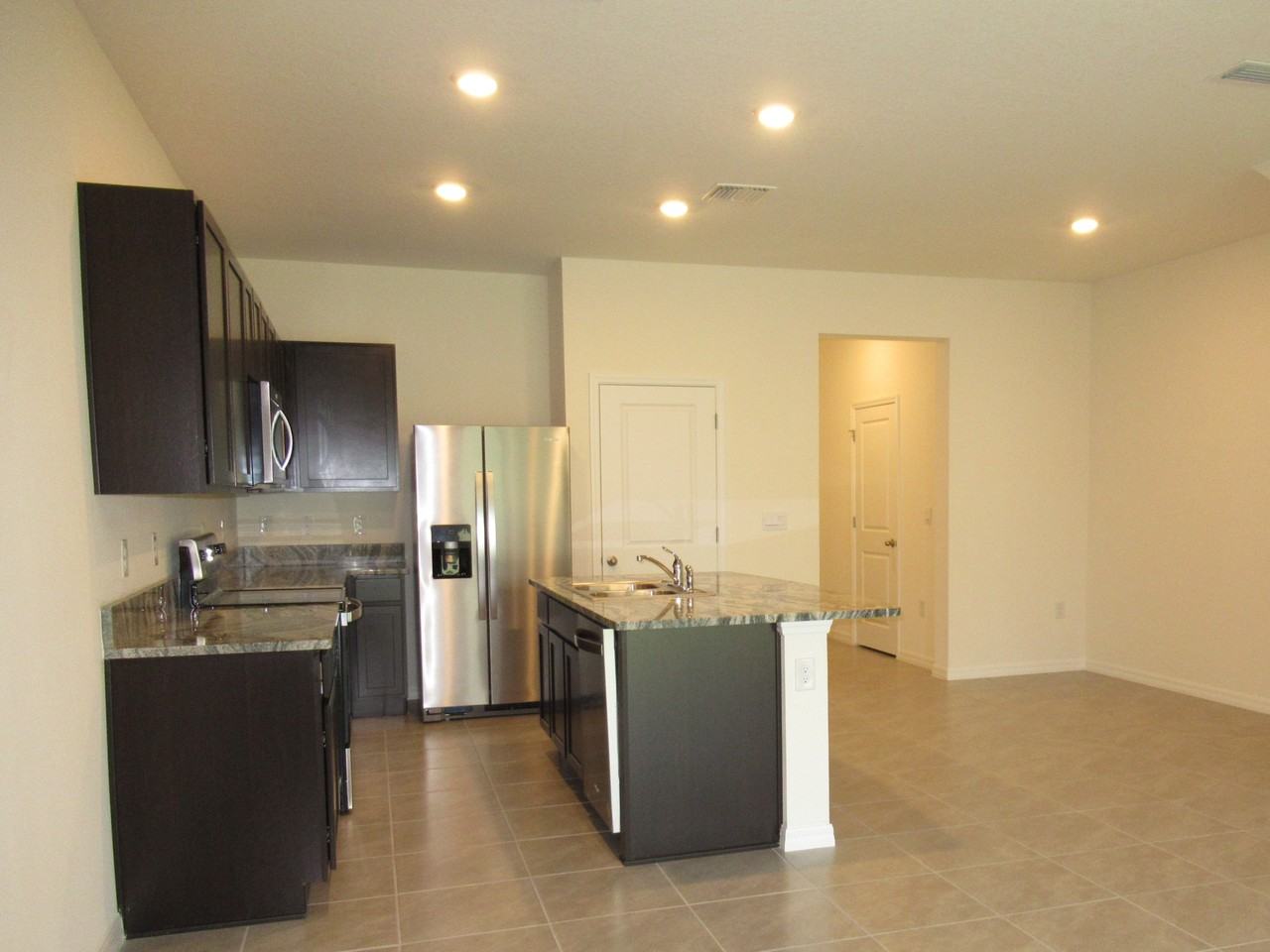 33062 Frosted Clover Way - Photo 4 of 38