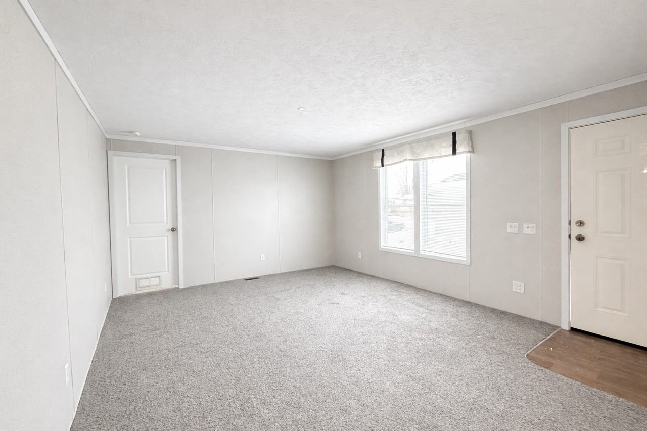 29652 Cambridge Ct #253 - Photo 3 of 29