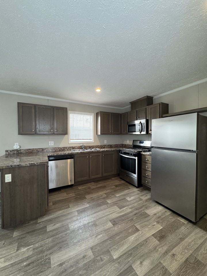 2340 Maple Dr #67 - Photo 2 of 25