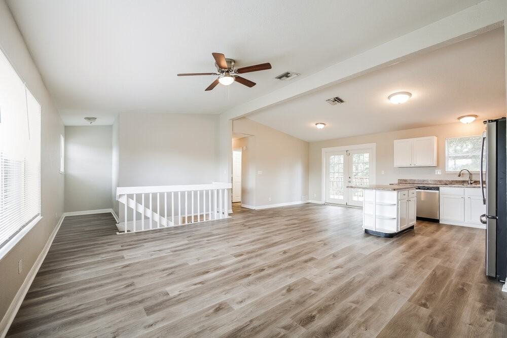 2216 Leda Ave S - Photo 5 of 20