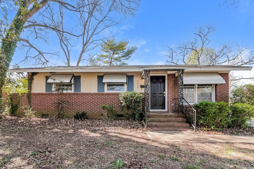 3800 Seaman Dr - Photo 4 of 16