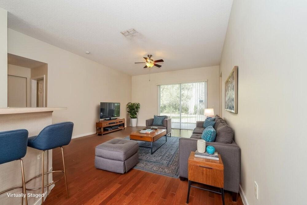 705 W Devonhurst Ln - Photo 3 of 19