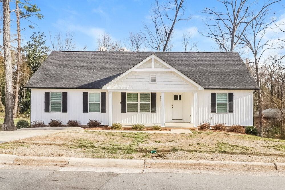 528 Hillandale St Ne