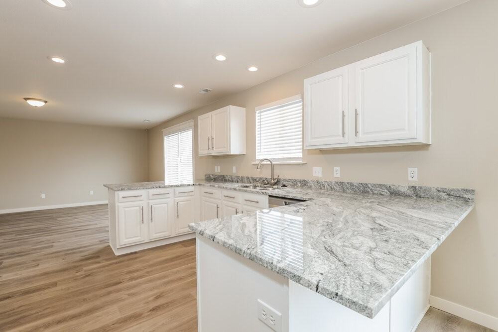 485 N Riviera Aly - Photo 6 of 17