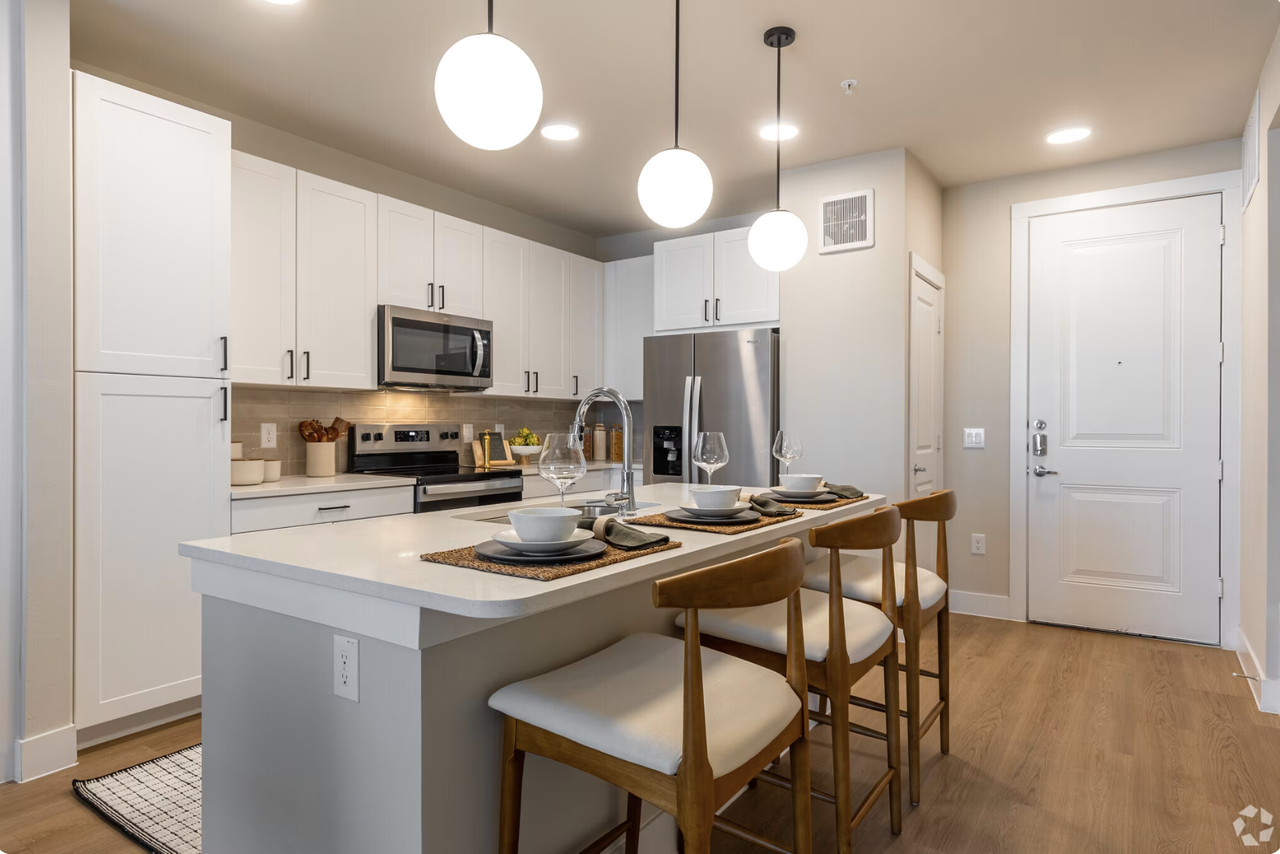 N Stemmons Fwy & Hollow Brook Ln #1432 - Photo 7 of 22