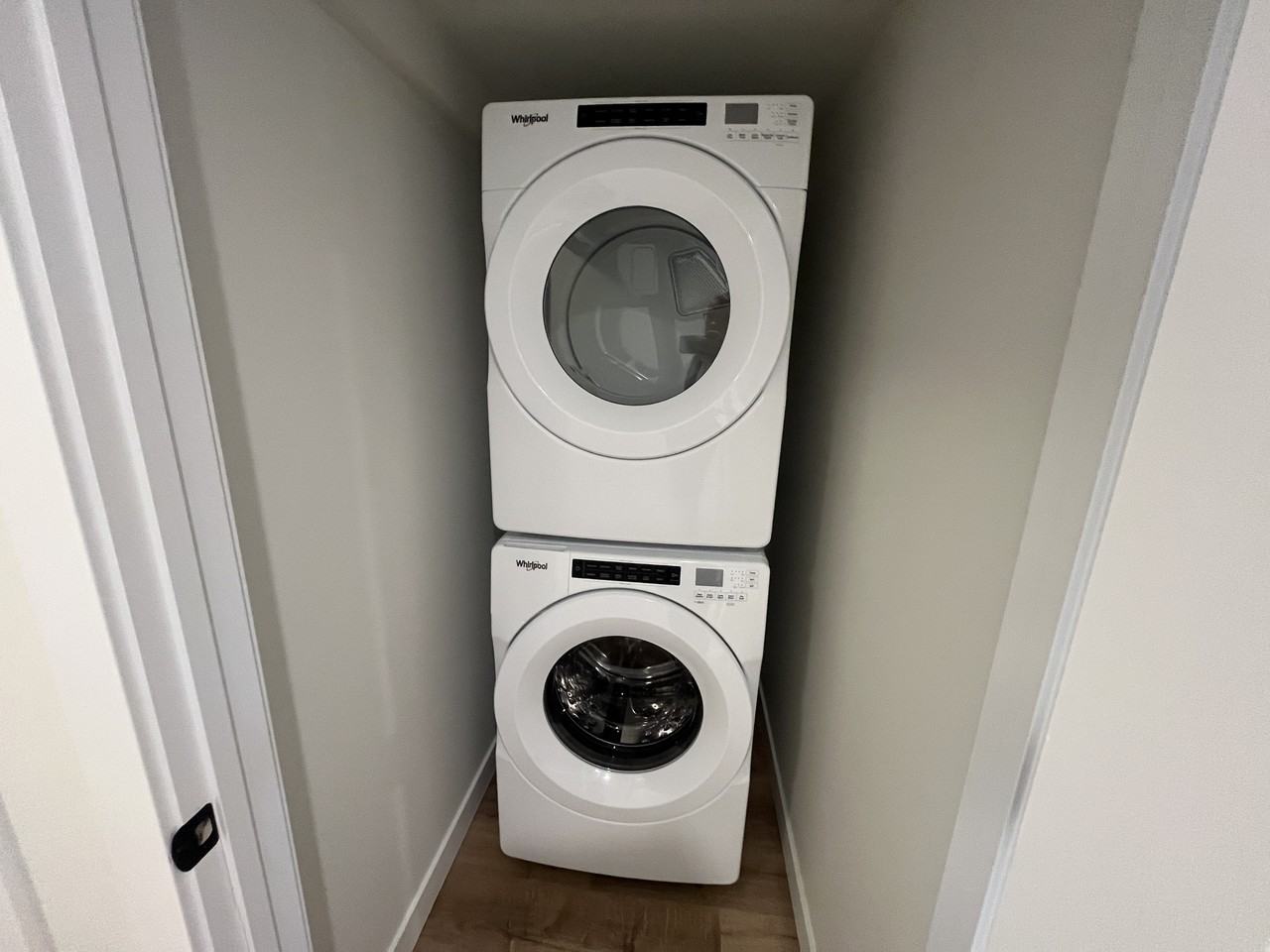 1 Bedroom | 1 Bathroom | Lower Unit 119 Taube Avenue - Photo 2 of 12