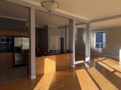 2065 Berkshire Crescent - Photo 6 of 11