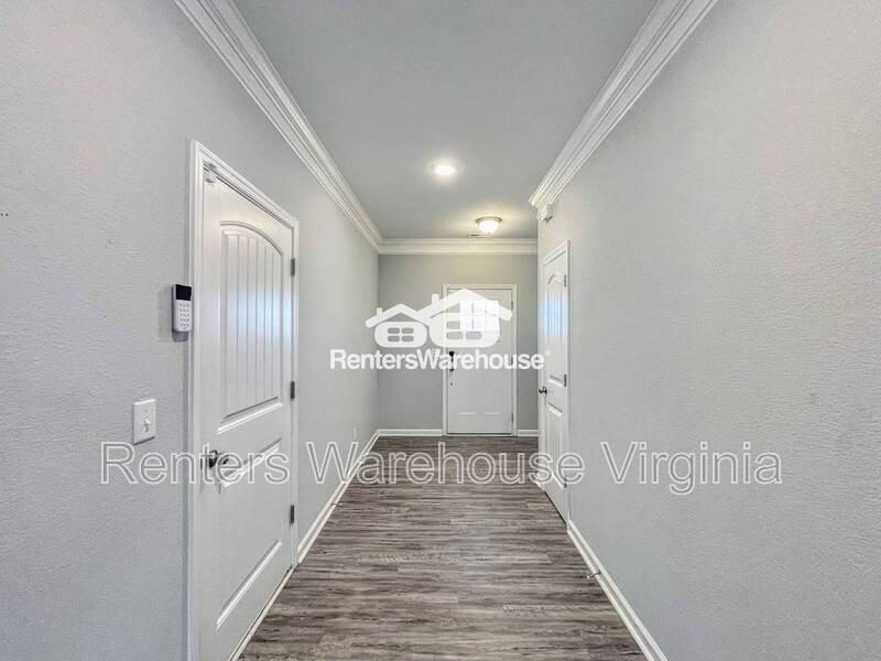 609 W 29th St - Photo 3 of 42