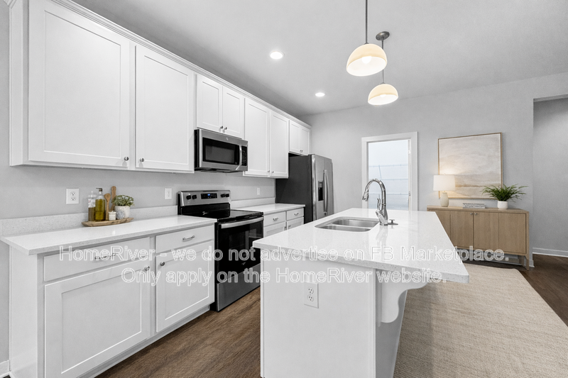 1335 Cater Lee Way - Photo 3 of 26