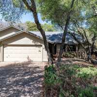 featured image of 2749 Sandhurst Dr