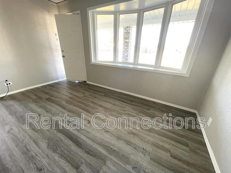 1013 E Carter St - Photo 2 of 9