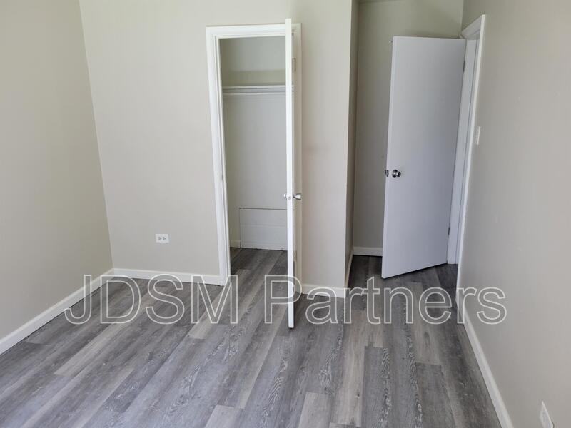 5605 W Warren Ave - Photo 7 of 15