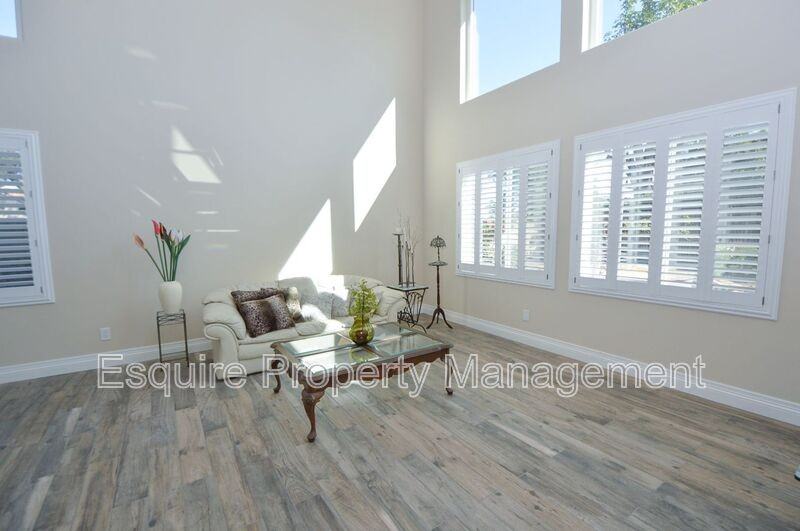 7648 Jackson St - Photo 3 of 39