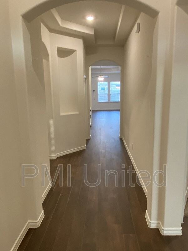 2920 Brady Starr Dr - Photo 2 of 24