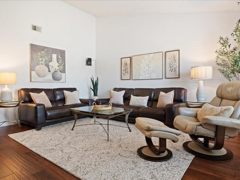 349 Almond Way - Photo 3 of 33