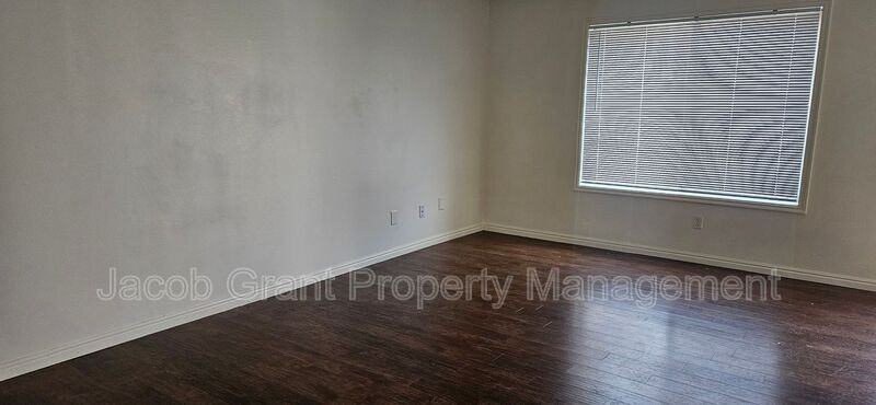 736 Whittier St #740 - Photo 4 of 13