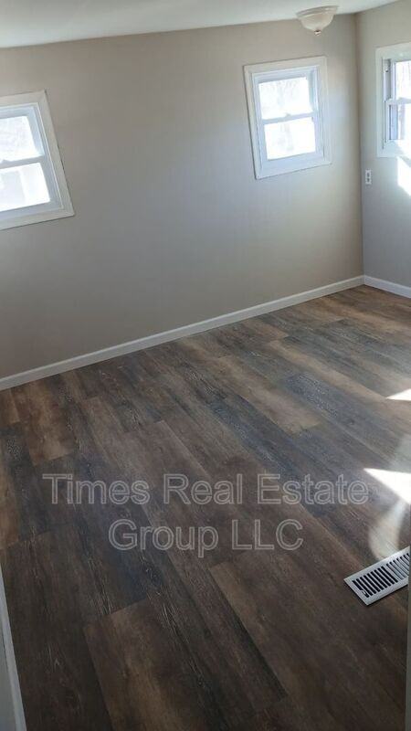 1994 Creek Rd - Photo 5 of 12