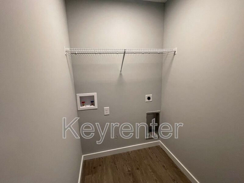 2121 Massachusetts Ave - Photo 7 of 16