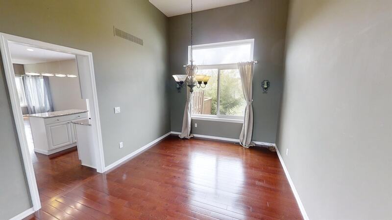 292 Sandrock Ct - Photo 6 of 41