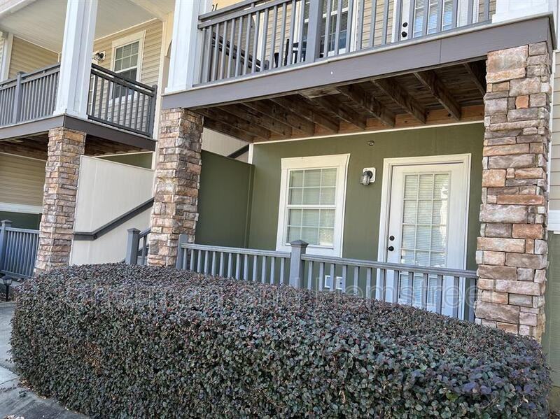 3701 London Ct #3701-102 - Photo 2 of 11