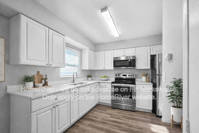 6374 Sunbird Ln - Photo 4 of 29