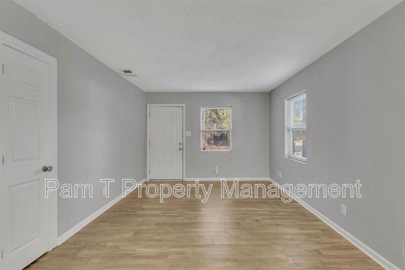 1925 Cowan Ave - Photo 7 of 22