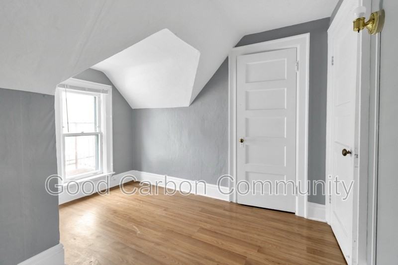 319 W Utica St #3 - Photo 6 of 12