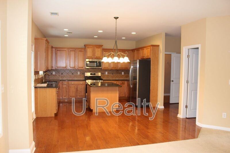 2007 Potomac Rd - Photo 7 of 25