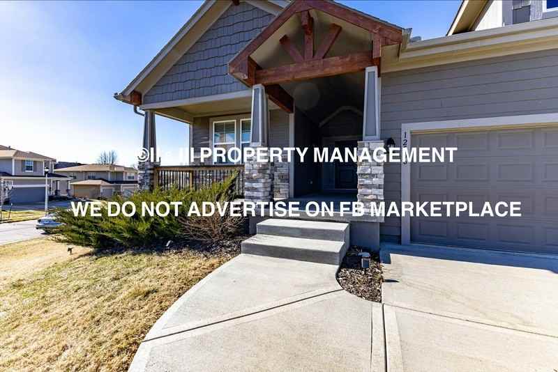 12566 S Canyon Dr - Photo 2 of 50