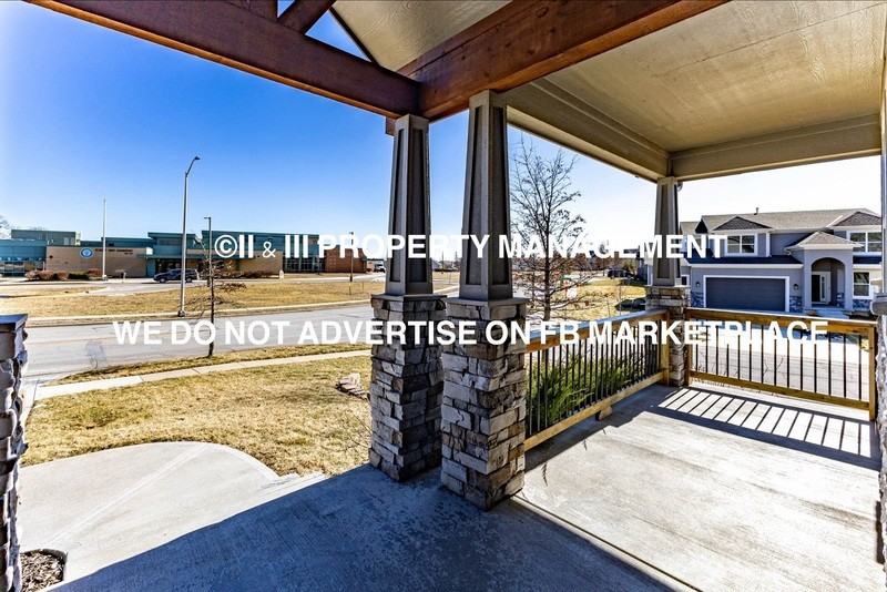 12566 S Canyon Dr - Photo 4 of 50