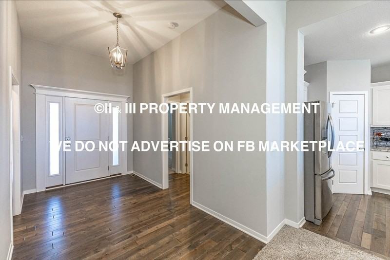 12566 S Canyon Dr - Photo 6 of 50