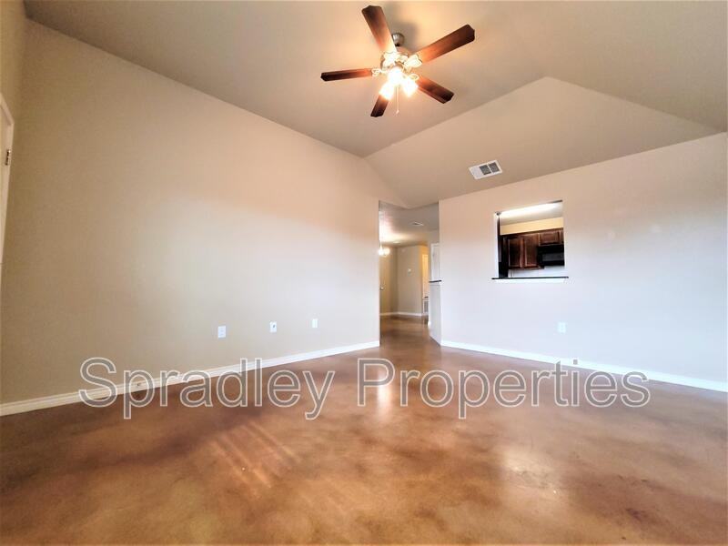 757B E Ridge Blvd - Photo 2 of 9