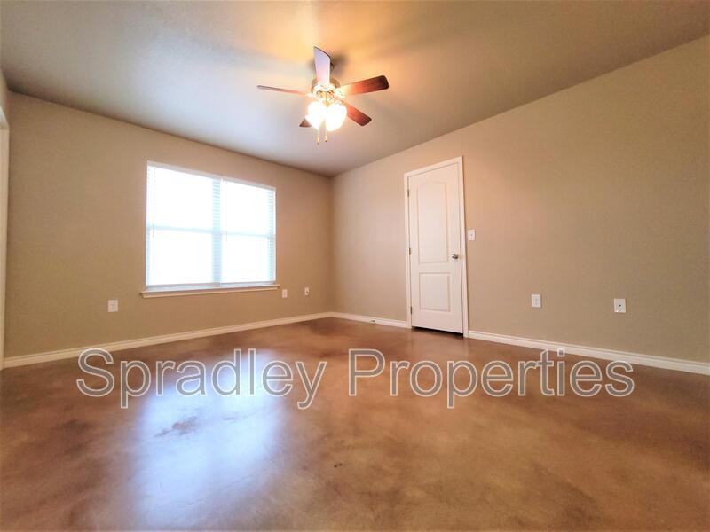 757B E Ridge Blvd - Photo 7 of 9