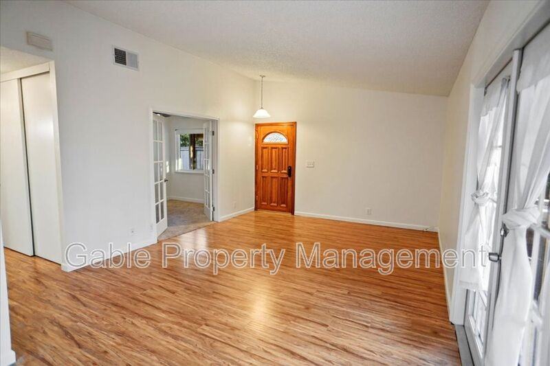 25649 Almendra Dr - Photo 3 of 20