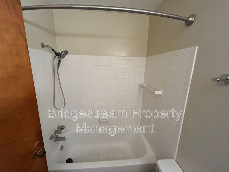 406 Cedar Dr #F - Photo 6 of 6