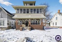 834 Oak St - Photo 1 of 1