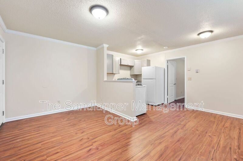 4133 Saint Johns Ave - Photo 3 of 8