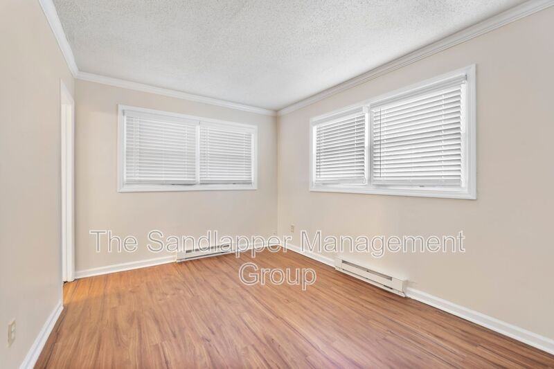 4133 Saint Johns Ave - Photo 5 of 8