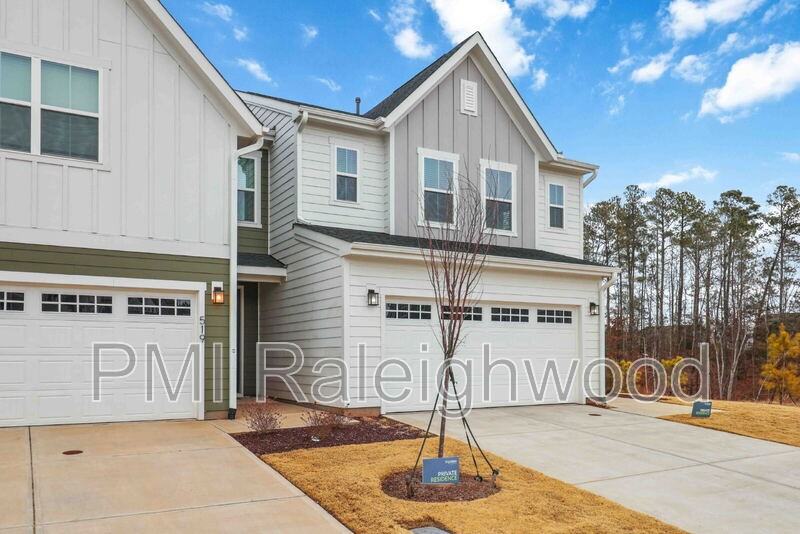 521 Brittany Ct - Photo 2 of 30