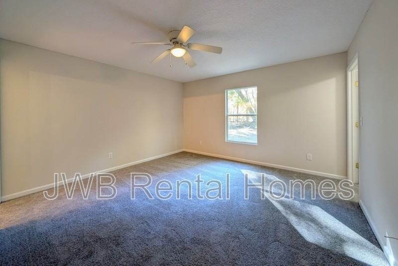 2362 Johnson Ave - Photo 7 of 18