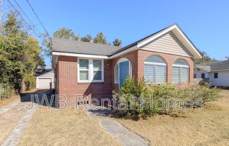 6635 Sunset Dr - Photo 2 of 17