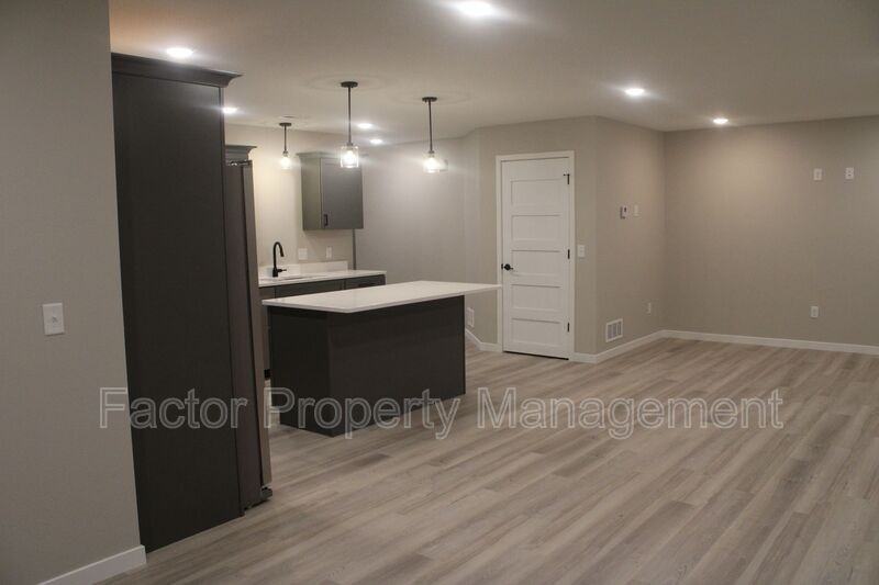 3124 Scotch Ln - Photo 5 of 19