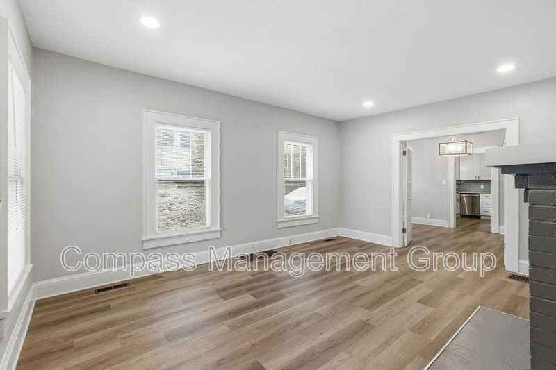 1602 Branson Ave - Photo 7 of 28