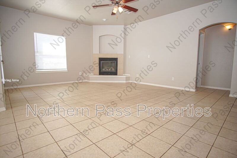 7160 Mesquite Tree Ln - Photo 5 of 25
