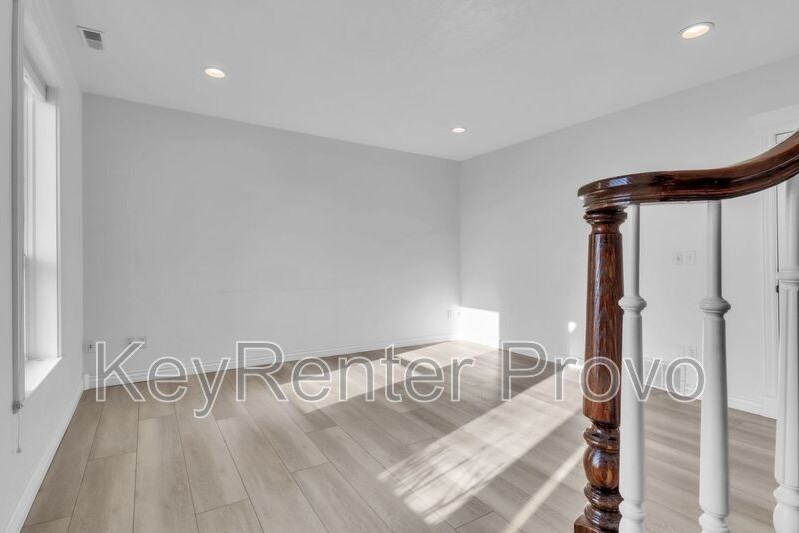 1559 Oak Cliff Dr - Photo 6 of 30