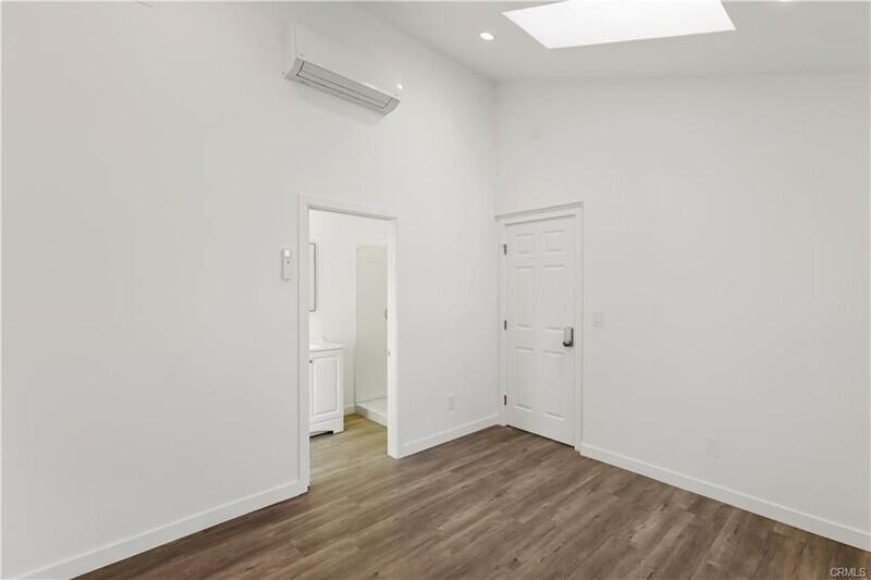 552 N Cambridge St #552 - Photo 4 of 18