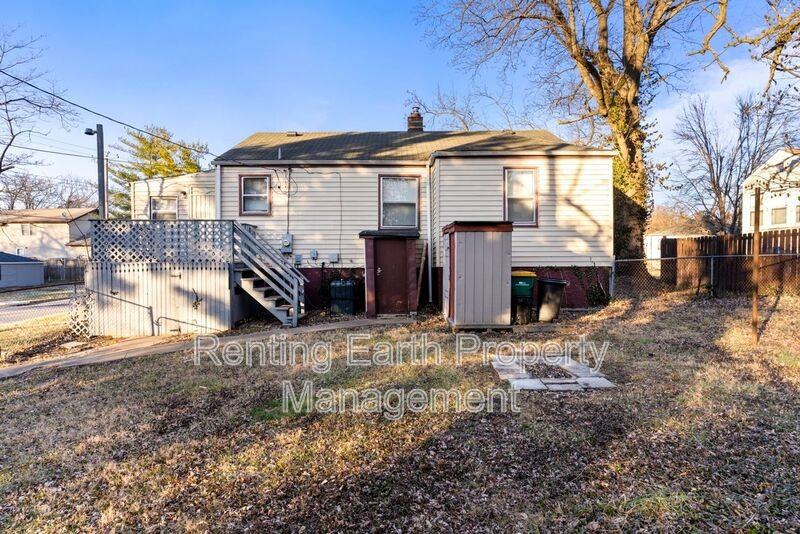 588 Cosie Dr - Photo 3 of 19