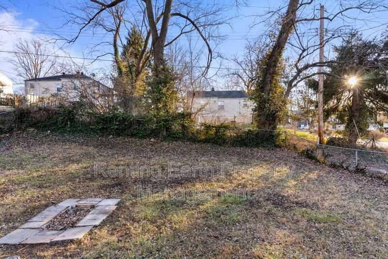 588 Cosie Dr - Photo 5 of 19