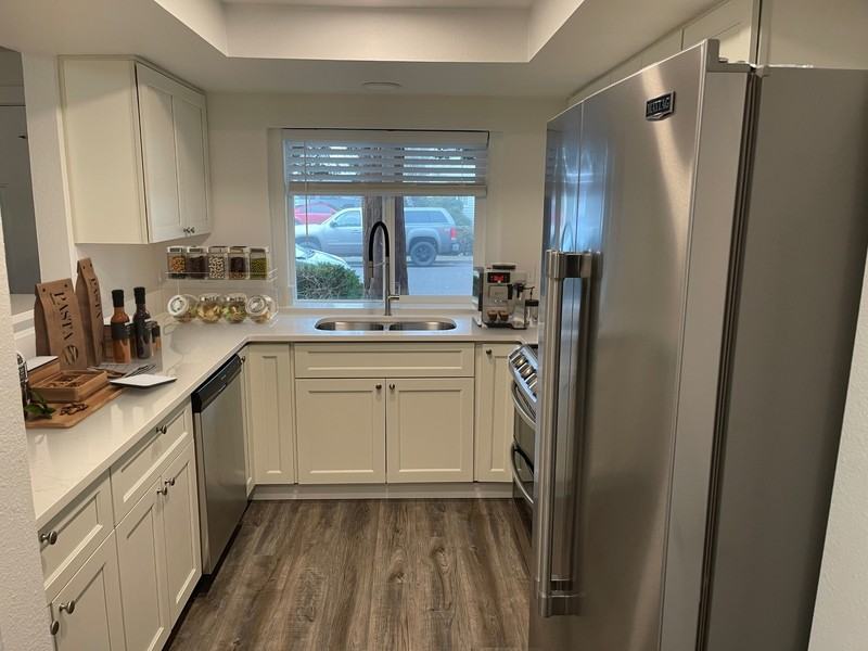 4292 Meadowbrook Ct Ne - Photo 5 of 17