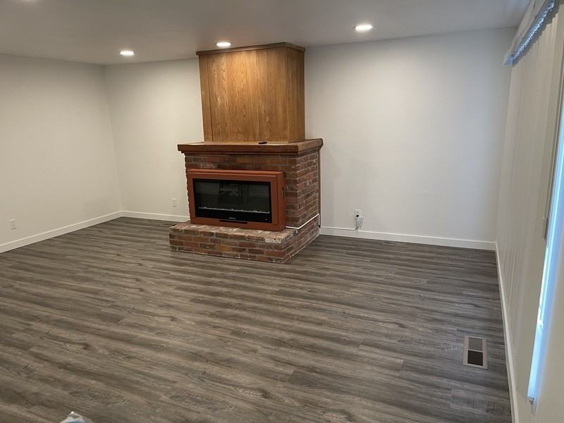 4292 Meadowbrook Ct Ne - Photo 7 of 17